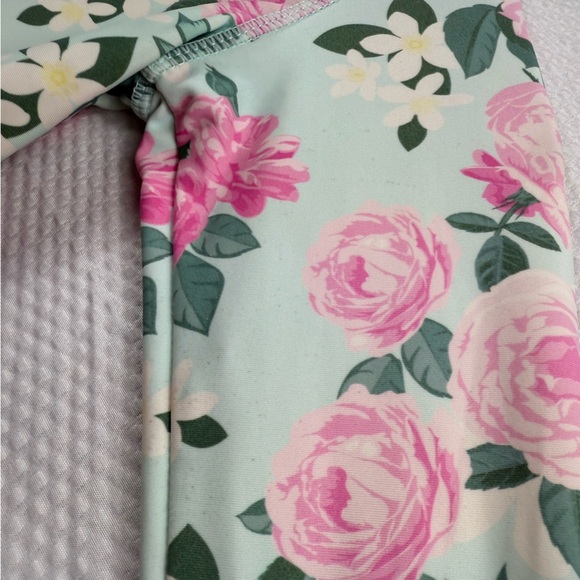 Ruffle Butts Pink and Green Floral Rash Guard sz 5 - Picture 5 of 5